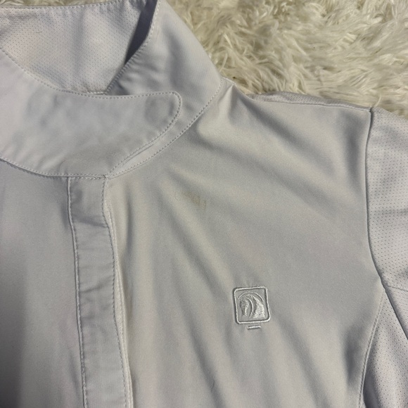 Women’s Medium White Romfh Short Sleeve Horseback Riding Show Shirt - Picture 4 of 5